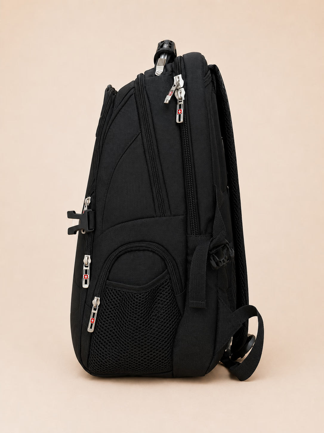 SwissGear Everyday Backpack – Black – view 3