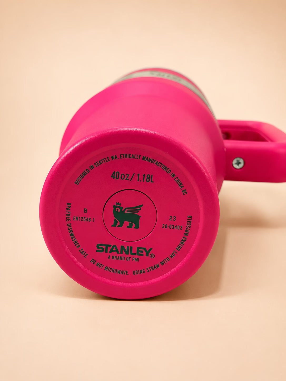 Stanley Classic Everyday Tumbler Bright Pink